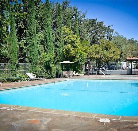 Casa De Fruta Cabins, Inn & Rv Park Hollister Dış mekan fotoğraf