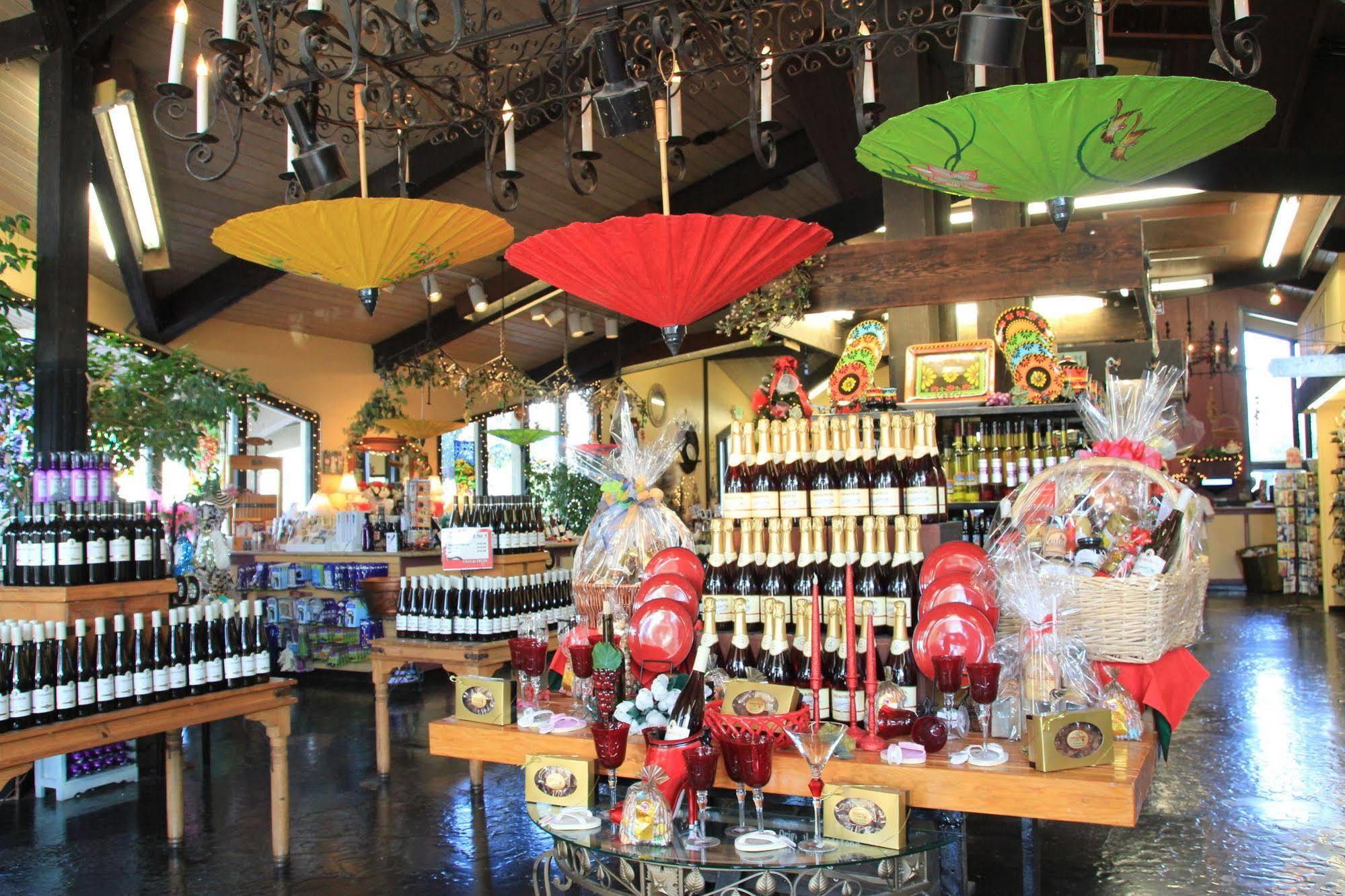 Casa De Fruta Cabins, Inn & Rv Park Hollister Dış mekan fotoğraf
